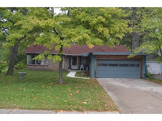 Property photo 1 - REAL ESTATE AUCTION, 3 Bedroom Ranch, 1420 Sq. Ft.